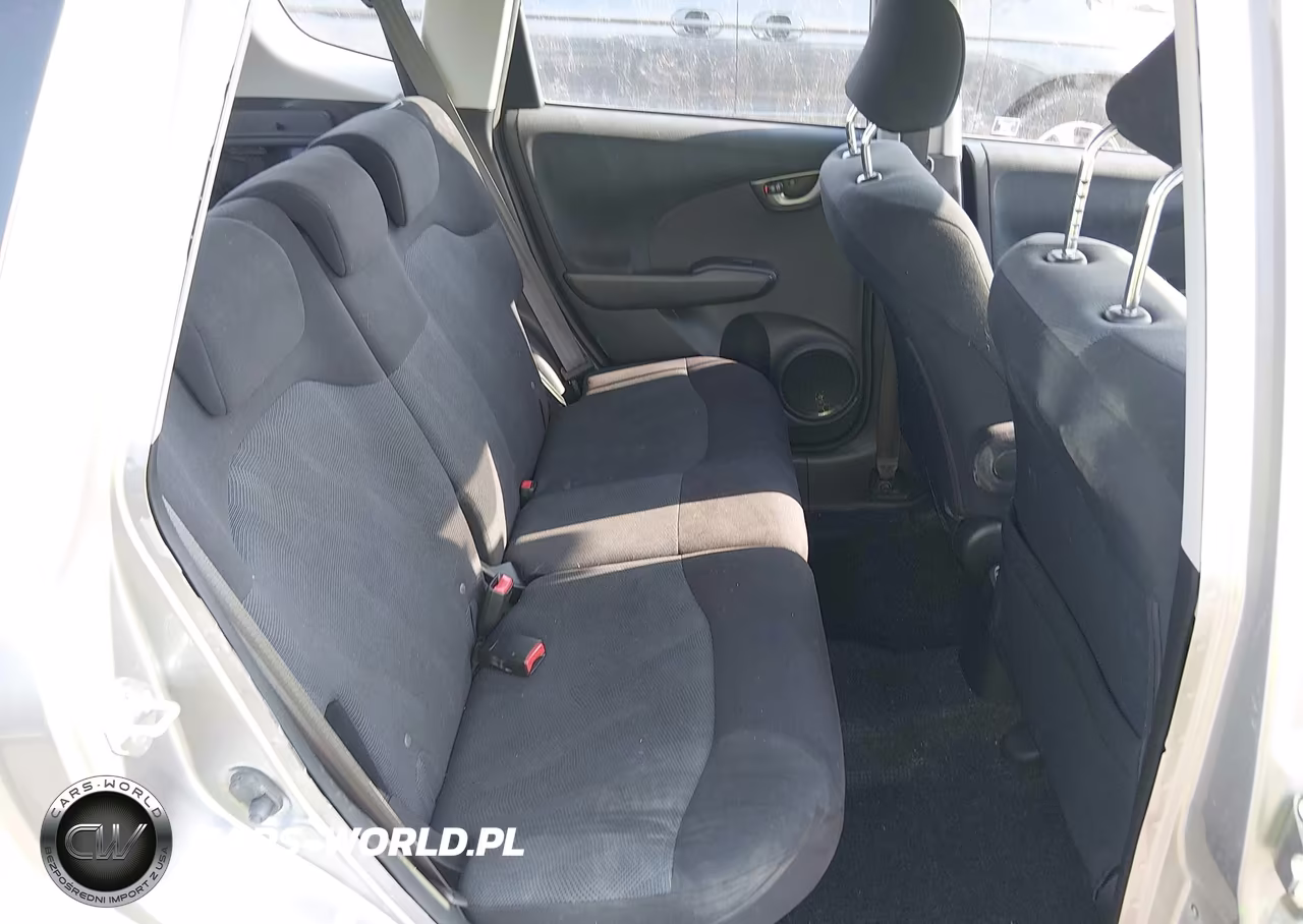 2010 Honda Fit Sport VIN:JHMGE8H49AC012880 - 8