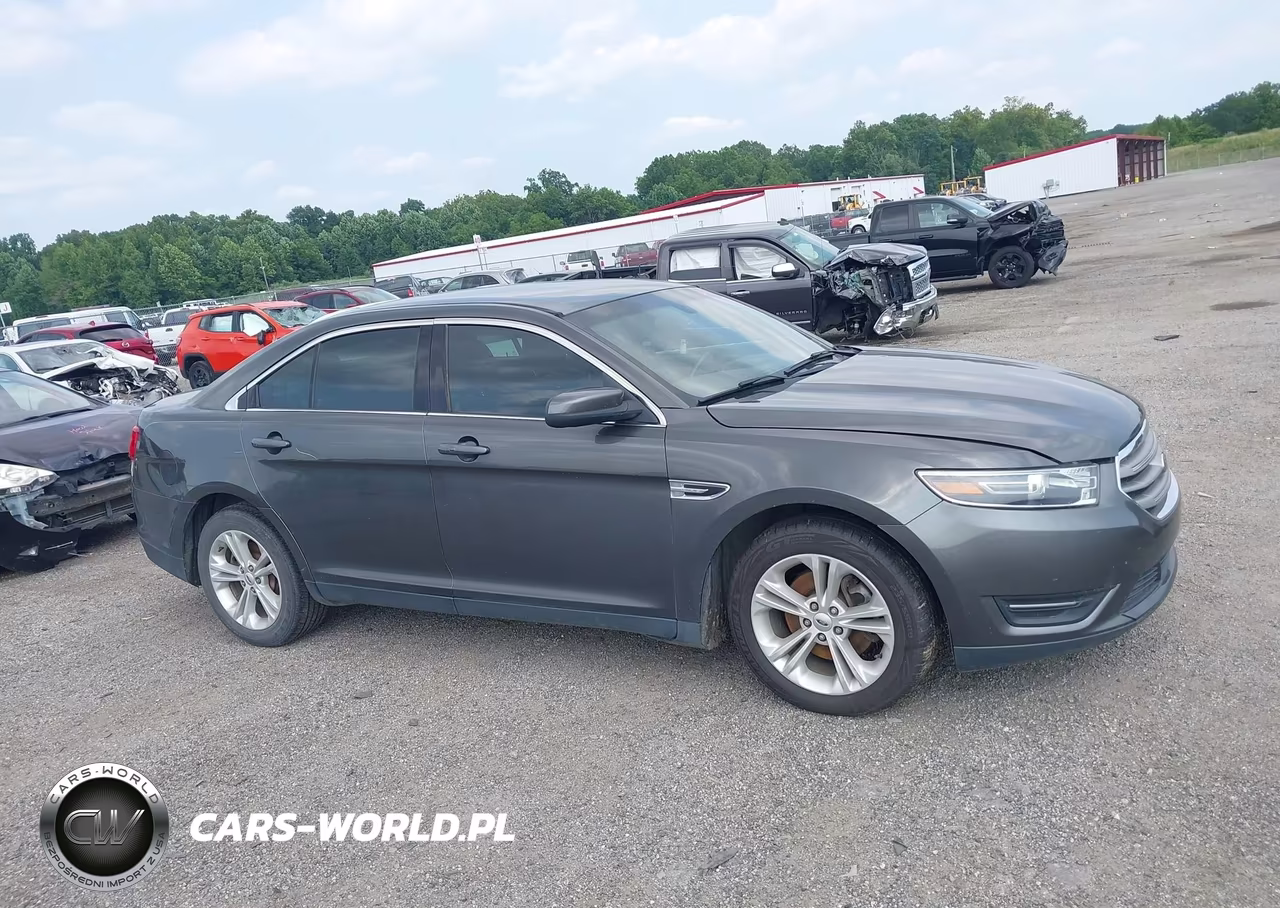 2016 Ford Taurus Sel VIN:1FAHP2E80GG142557 - 13