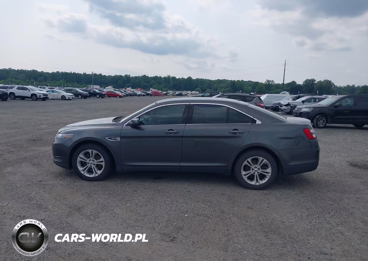 2016 Ford Taurus Sel VIN:1FAHP2E80GG142557 - 14