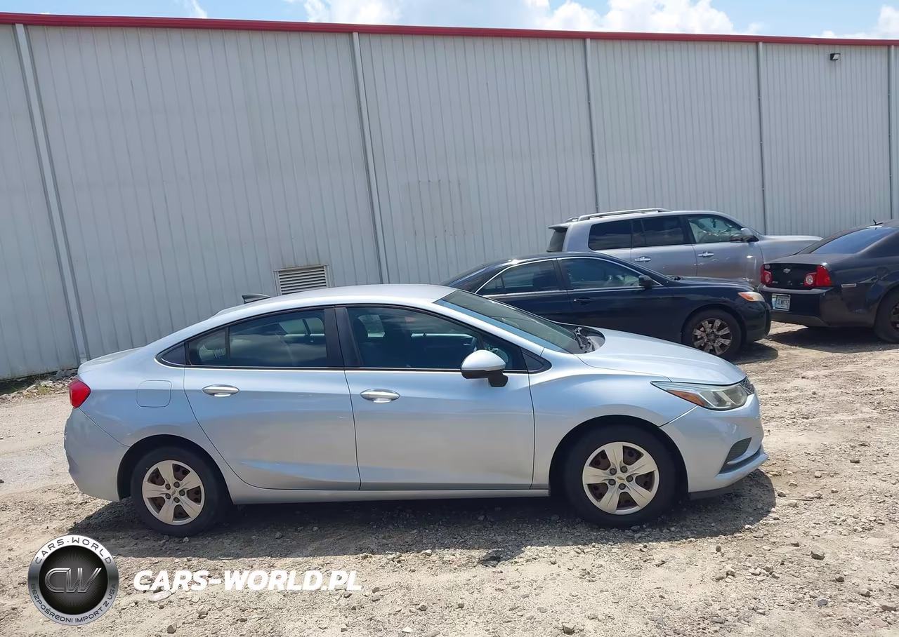 2018 Chevrolet Cruze Ls Auto VIN:1G1BC5SM4J7197334 - 13