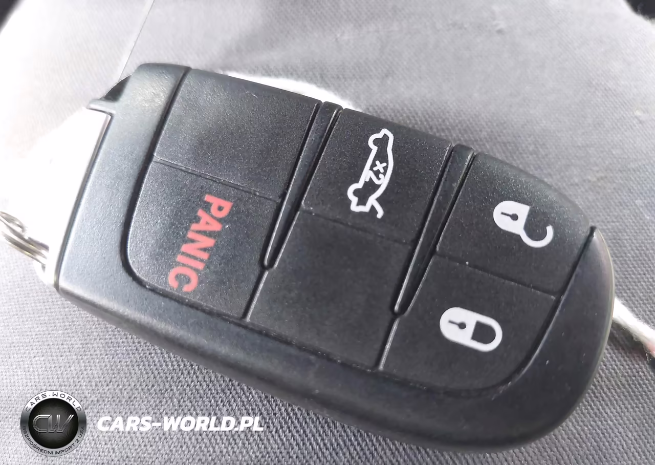 2018 Dodge Challenger Sxt VIN:2C3CDZAG6JH271485 - 11