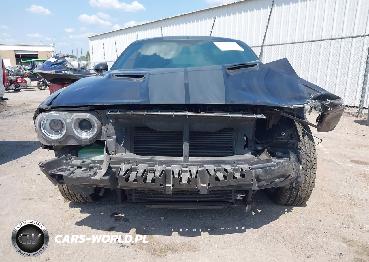 2018 Dodge Challenger Sxt VIN:2C3CDZAG6JH271485 - 12