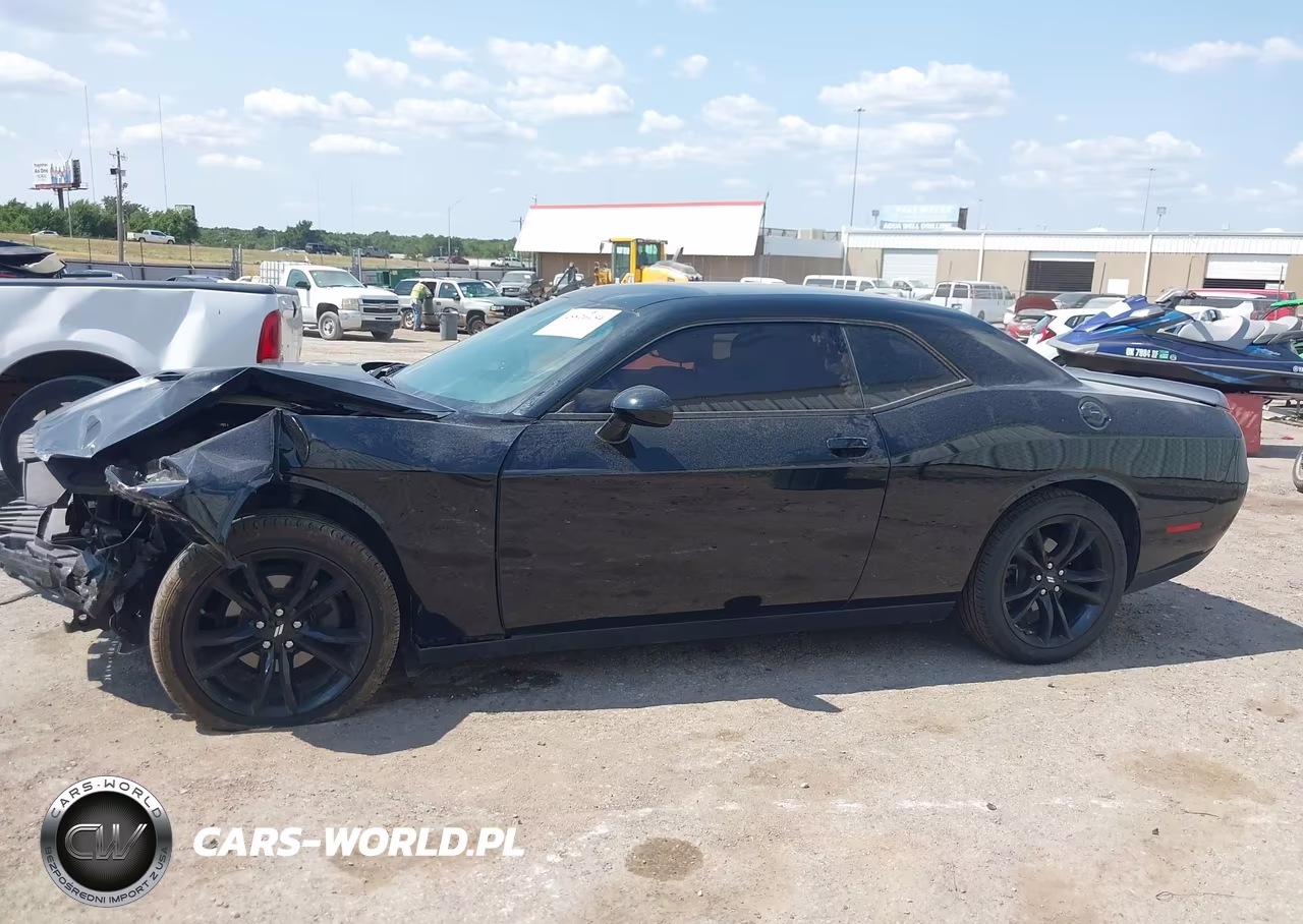 2018 Dodge Challenger Sxt VIN:2C3CDZAG6JH271485 - 14