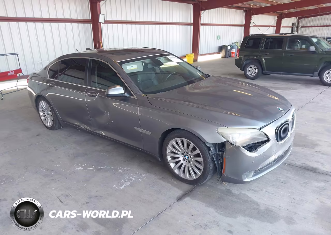 2012 BMW 750Li