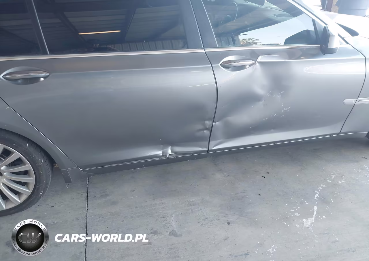2012 BMW 750Li VIN:WBAKB8C55CC964229 - 13