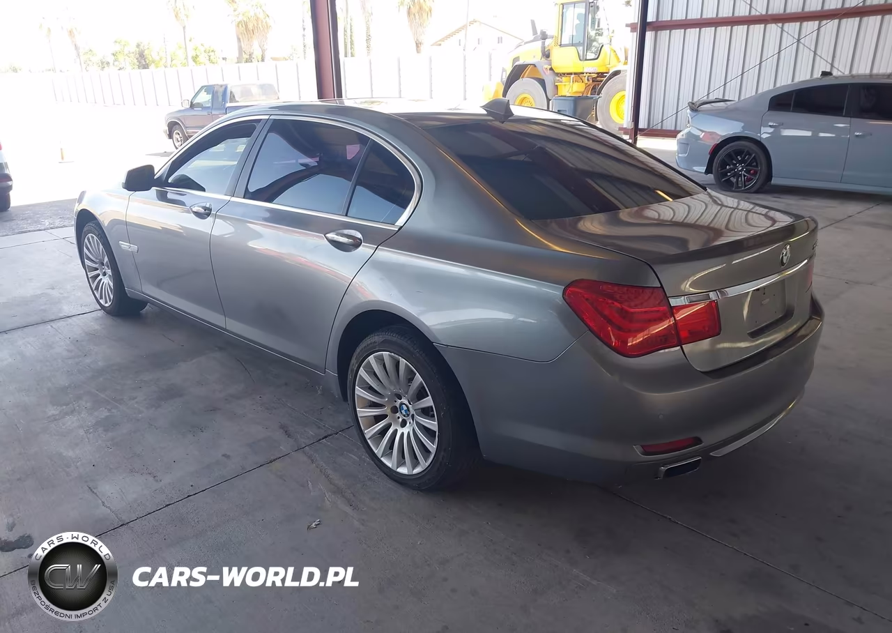 2012 BMW 750Li VIN:WBAKB8C55CC964229 - 3