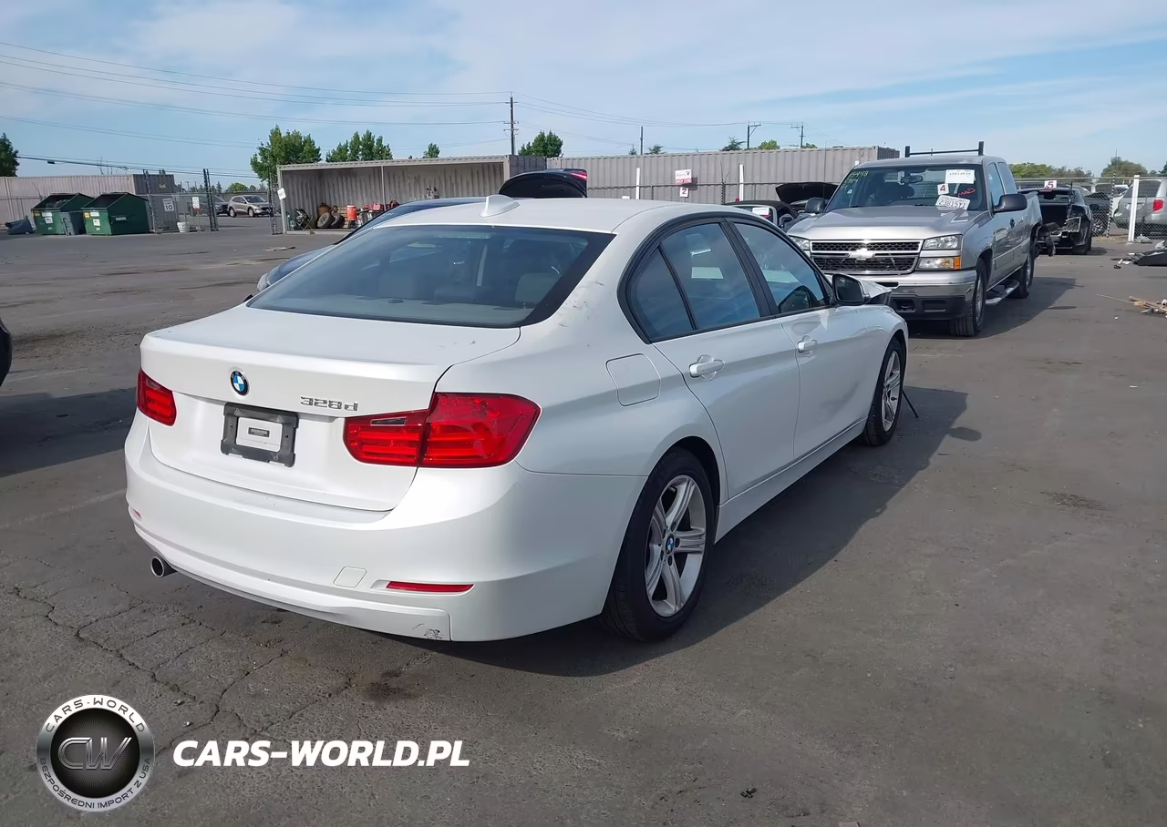 2014 BMW 328D VIN:WBA3D3C5XEK155979 - 4