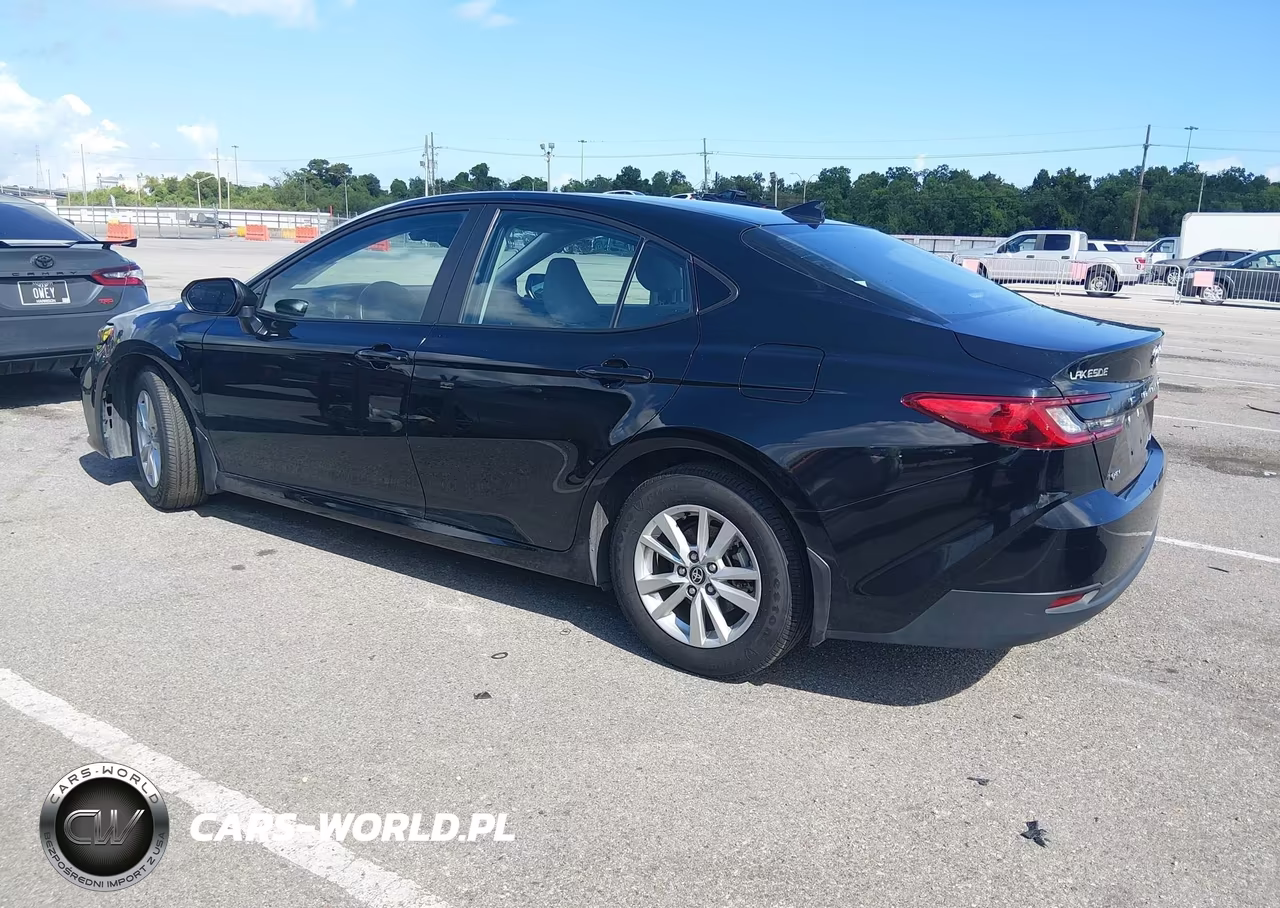 2025 Toyota Camry Le VIN:4T1DAACK7SU058387 - 6
