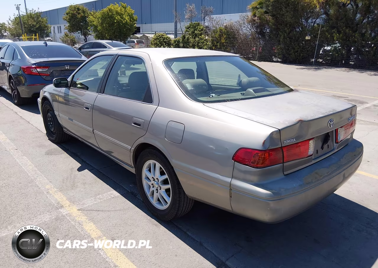 2001 Toyota Camry Xle V6 VIN:JT2BF28K710307992 - 3