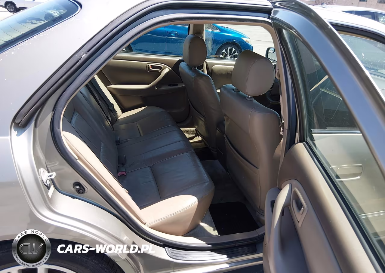 2001 Toyota Camry Xle V6 VIN:JT2BF28K710307992 - 8