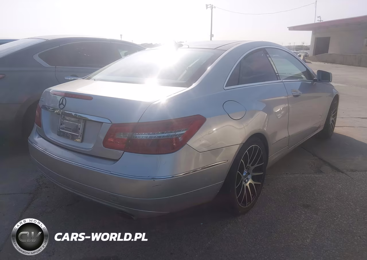 2010 Mercedes-Benz E 350 VIN:WDDKJ5GB4AF032223 - 4