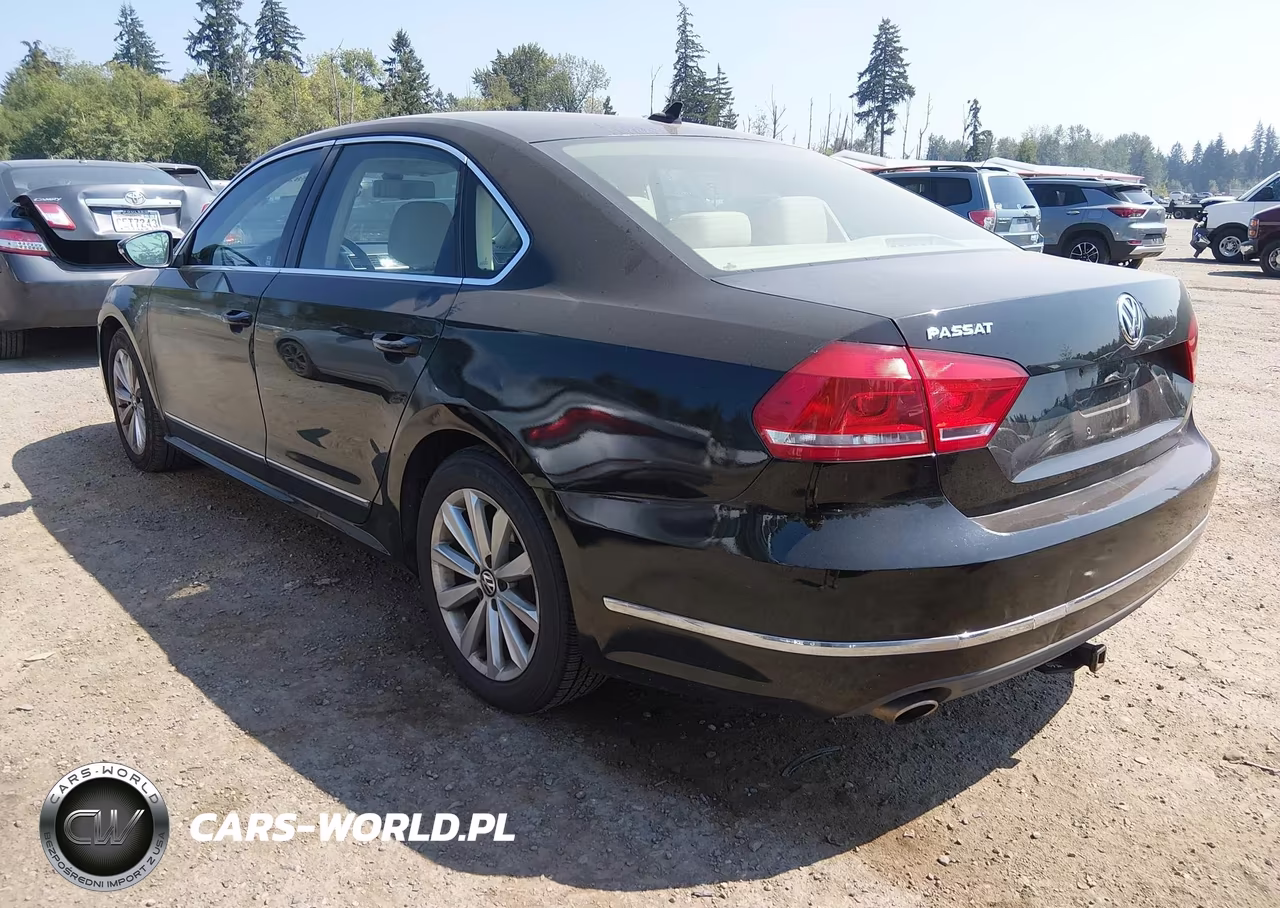 2012 Volkswagen Passat 2.5L Sel VIN:1VWCP7A35CC033568 - 3