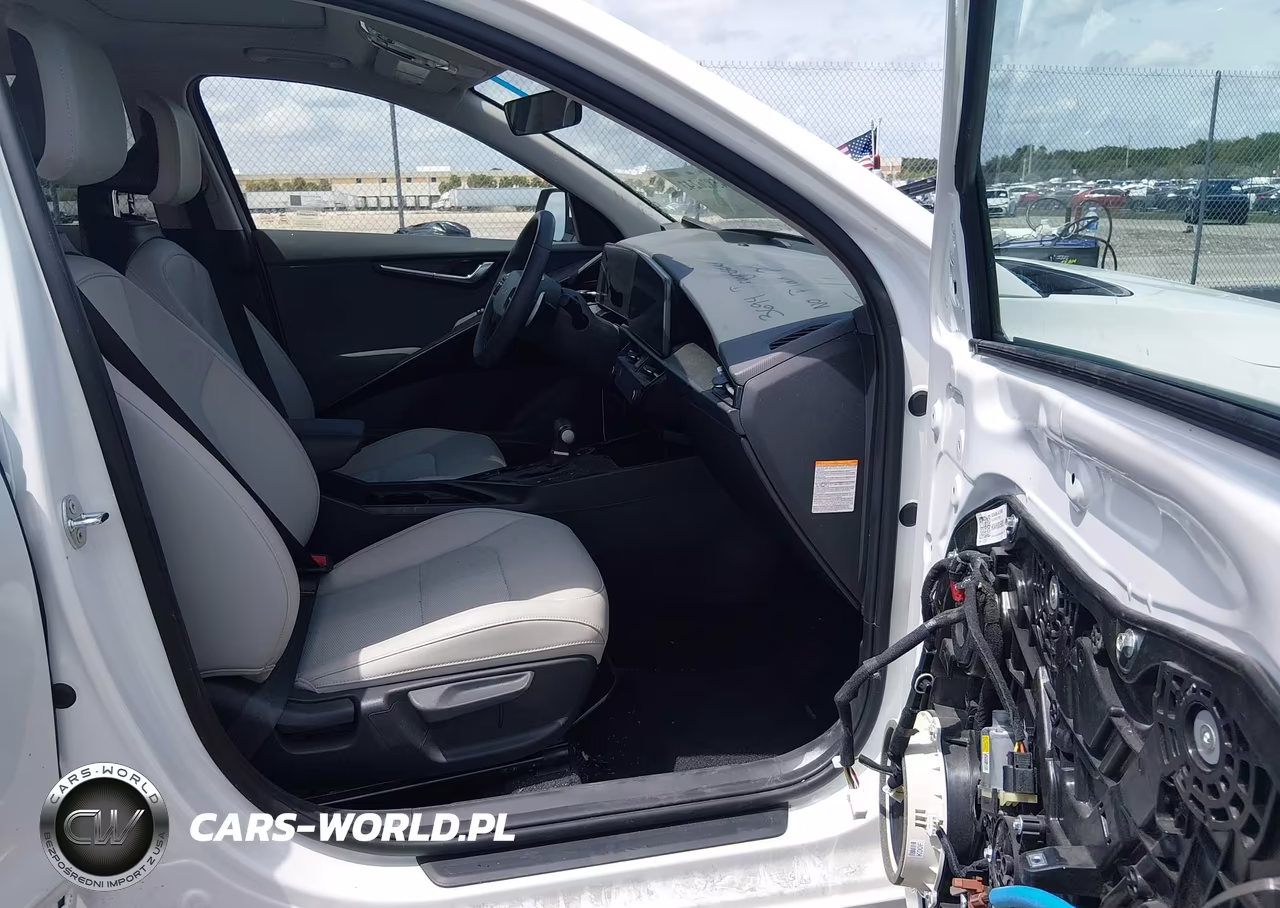 2024 Kia Niro Ex Touring VIN:KNDCR3LE0R5170225 - 5