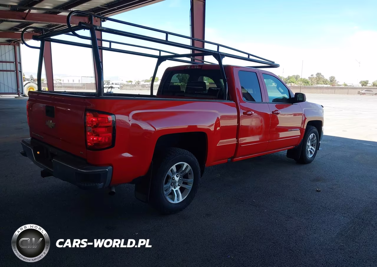 2017 Chevrolet Silverado 1500 Lt VIN:1GCRCREC2HZ357273 - 4
