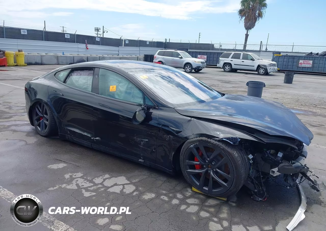 2023 Tesla Model S Plaid Tri Motor All-Wheel Drive – zdjęcie 1 z 17