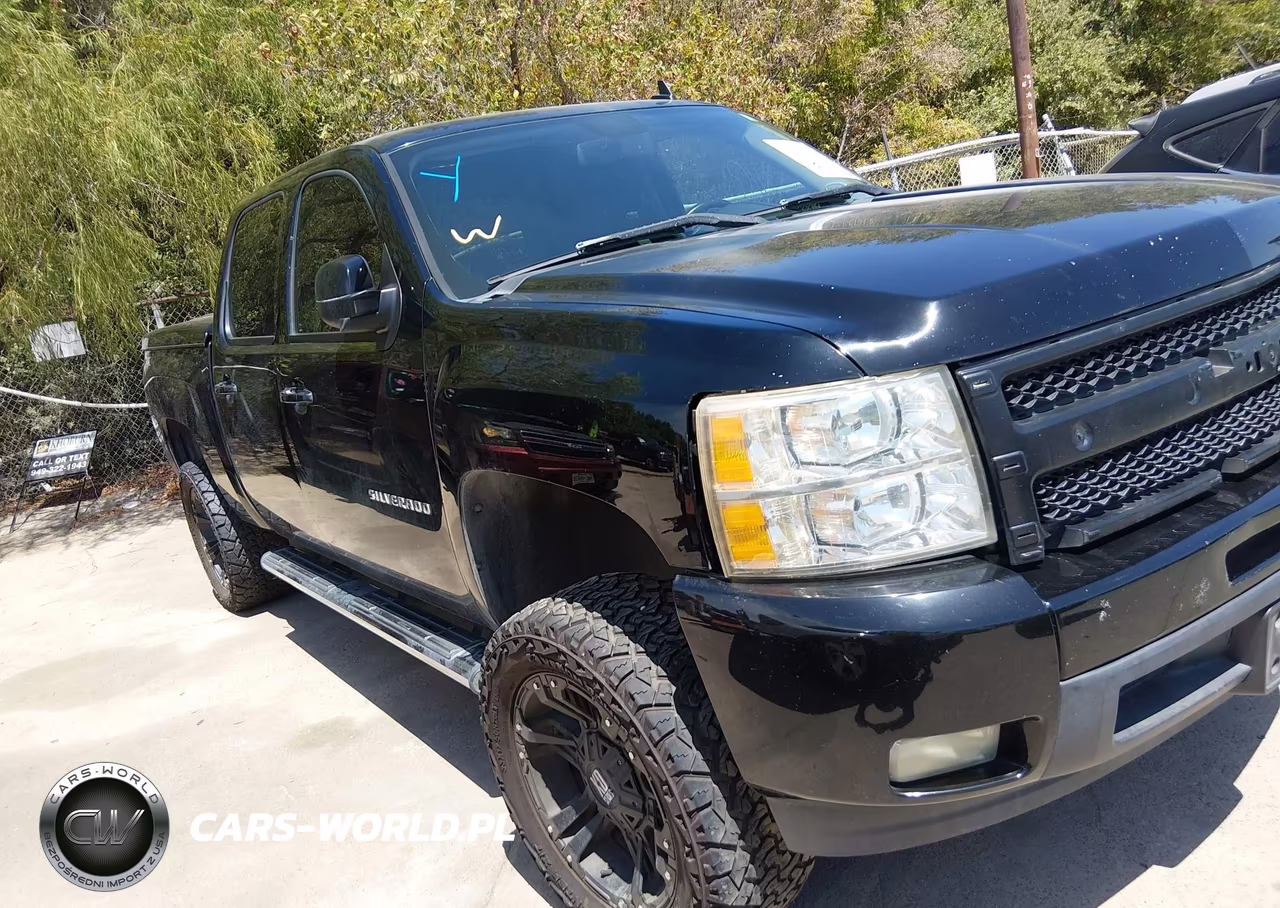 2011 Chevrolet Silverado 1500 Ltz – zdjęcie 1 z 16