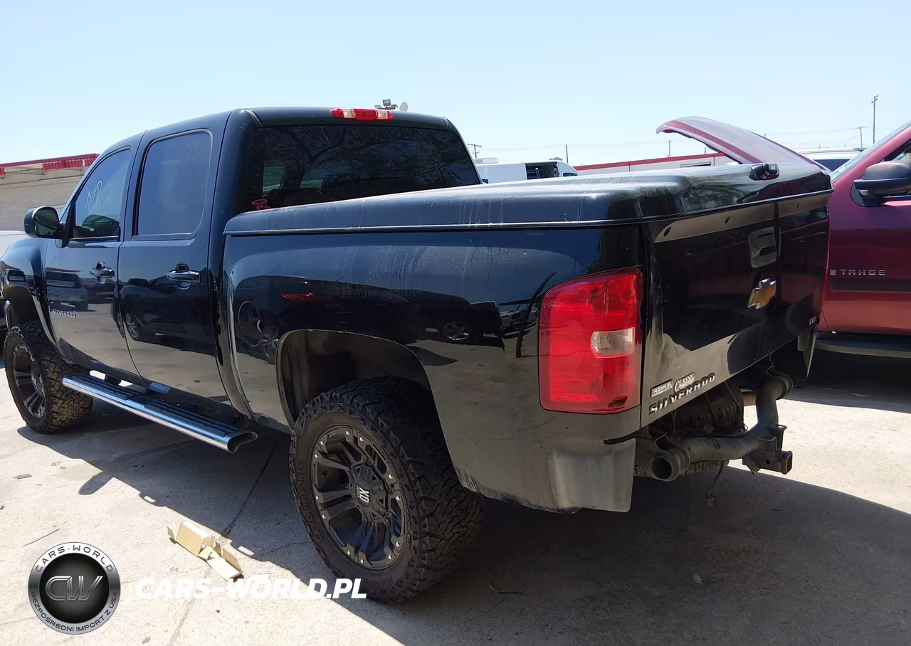 2011 Chevrolet Silverado 1500 Ltz VIN:3GCPCTE06BG238725 - 3