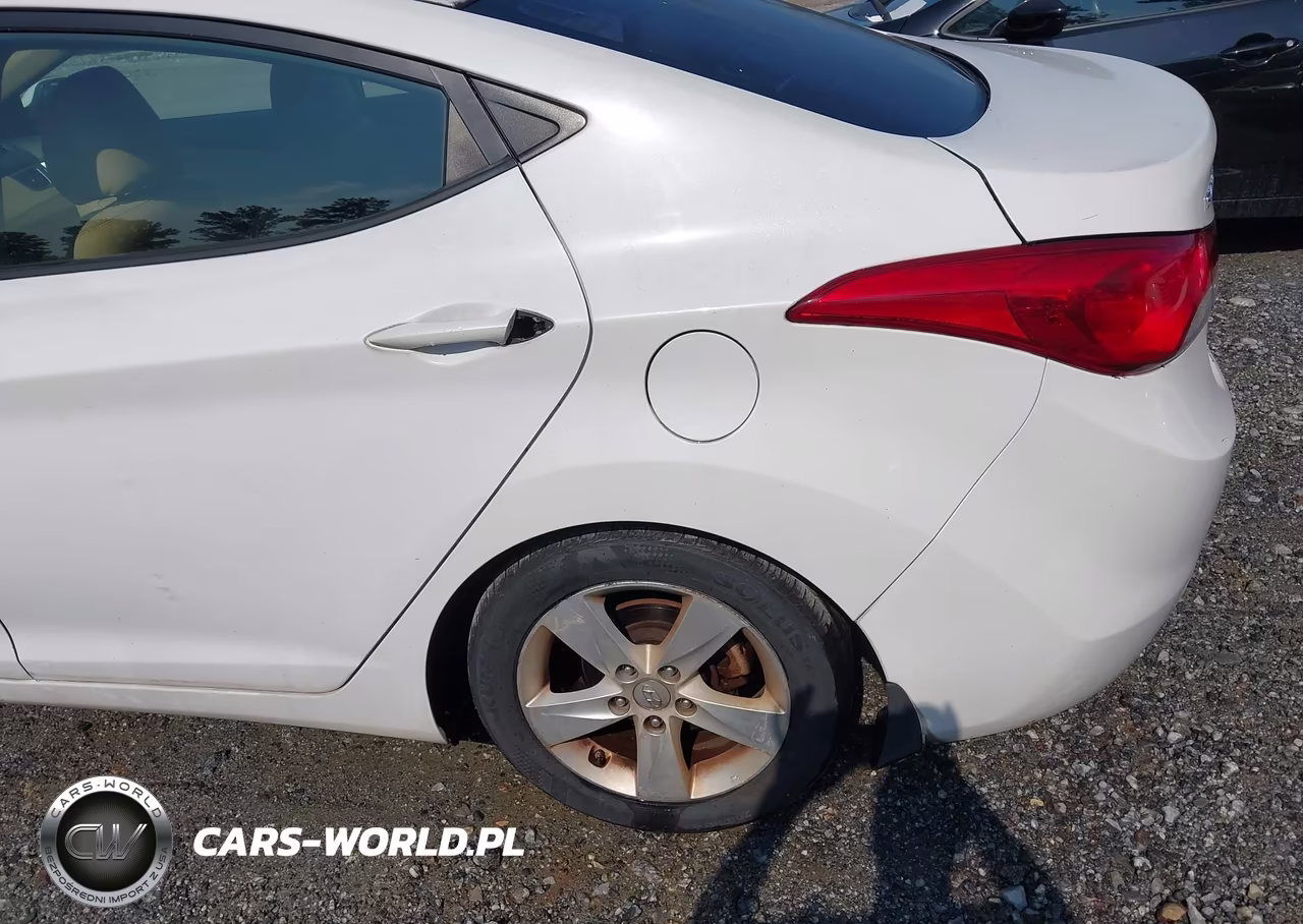 2012 Hyundai Elantra Gls VIN:5NPDH4AE5CH145635 - 12
