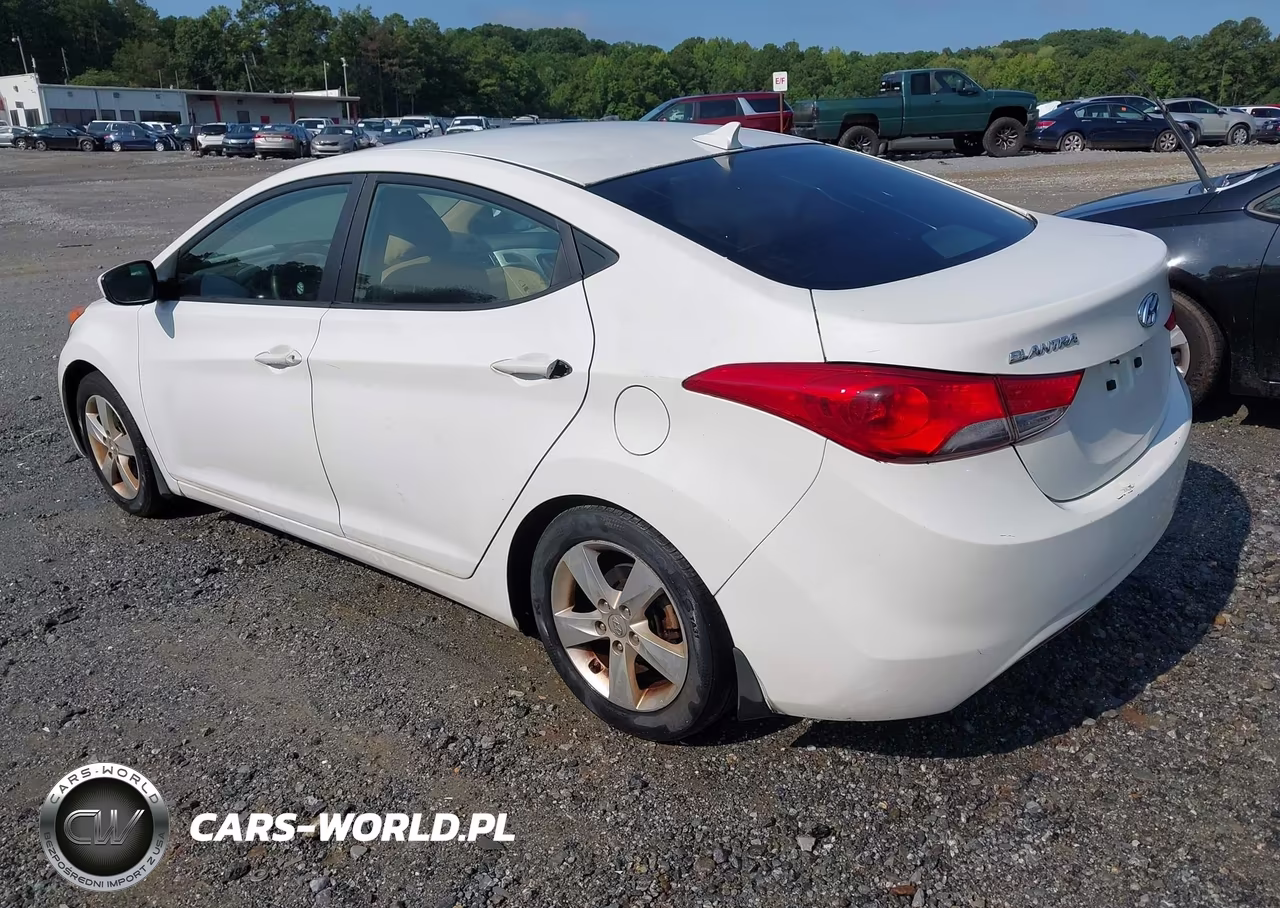 2012 Hyundai Elantra Gls VIN:5NPDH4AE5CH145635 - 3