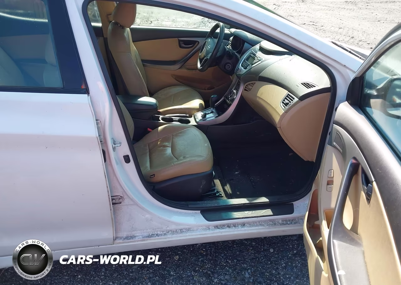 2012 Hyundai Elantra Gls VIN:5NPDH4AE5CH145635 - 5
