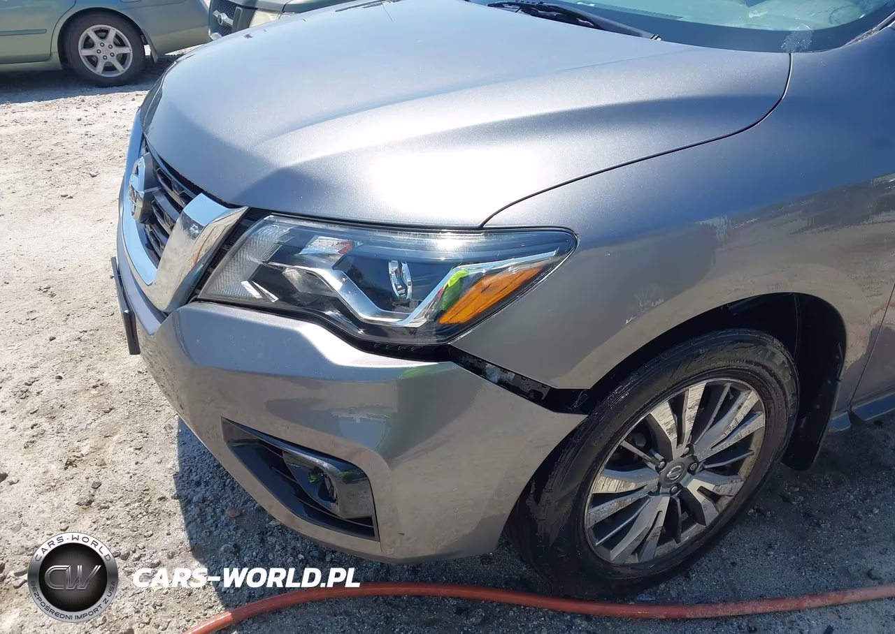2018 Nissan Pathfinder S VIN:5N1DR2MN9JC617885 - 19