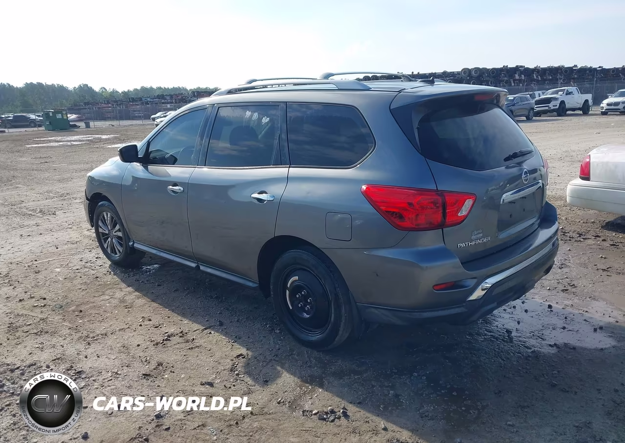 2018 Nissan Pathfinder S VIN:5N1DR2MN9JC617885 - 3