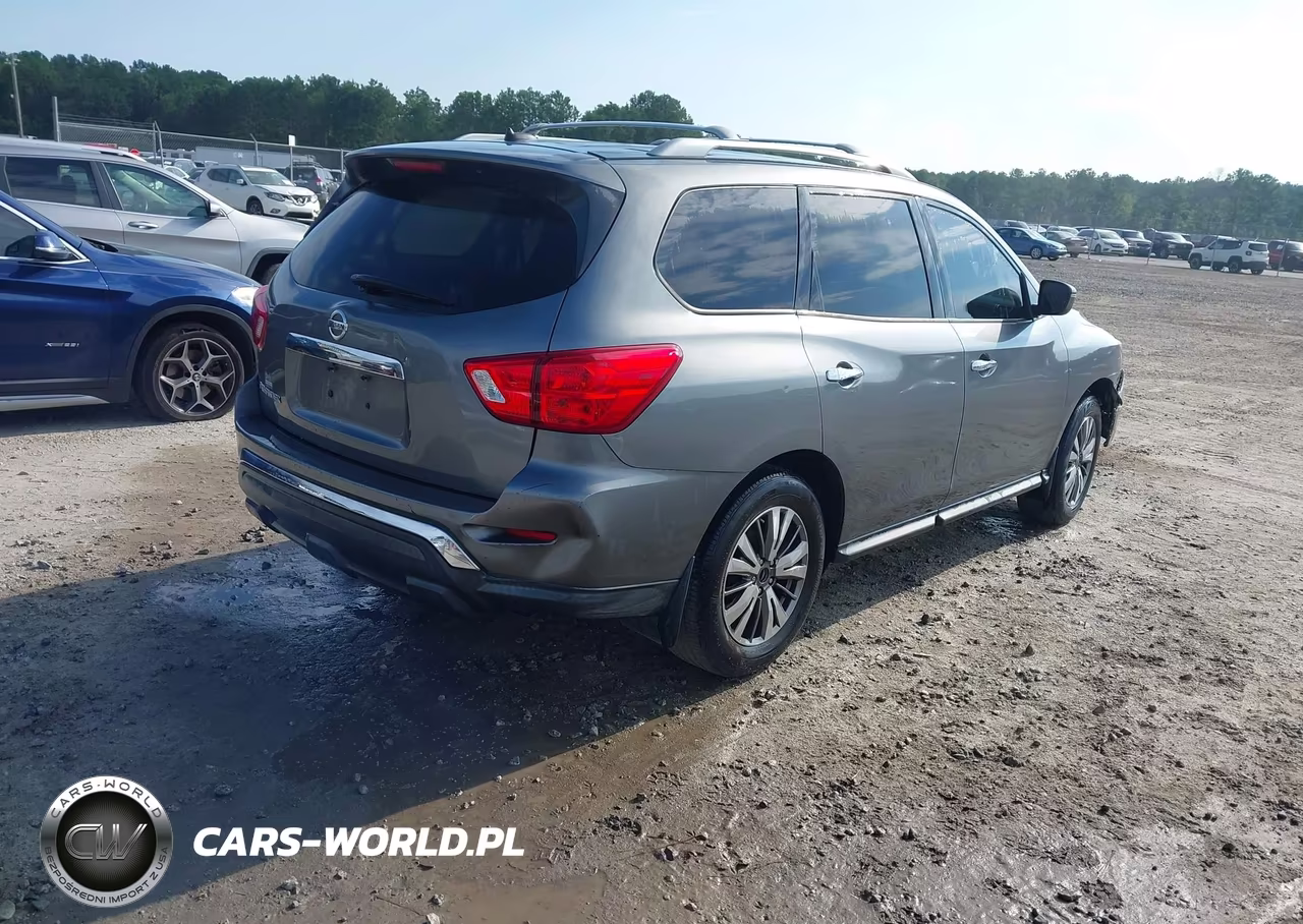 2018 Nissan Pathfinder S VIN:5N1DR2MN9JC617885 - 4