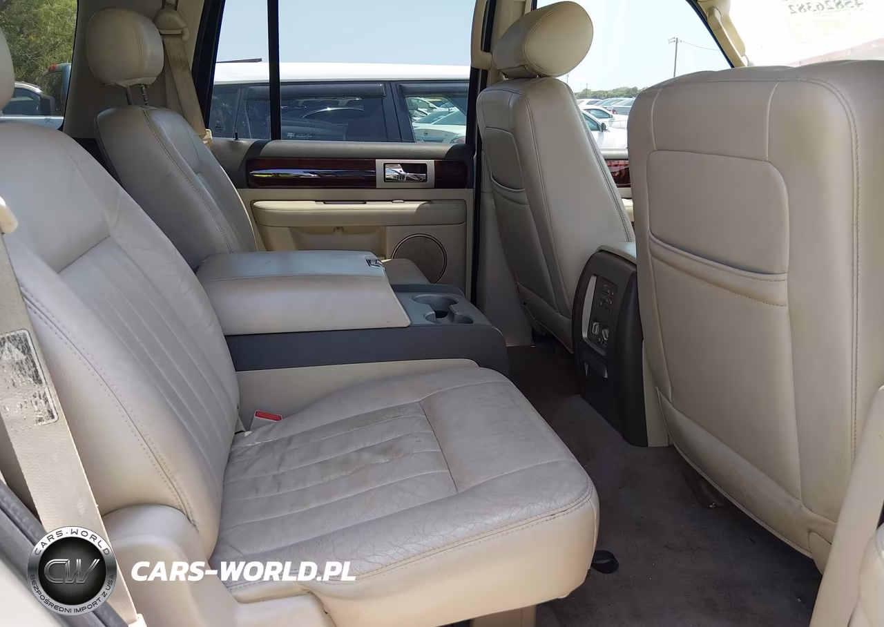 2004 Lincoln Navigator VIN:5LMFU27R44LJ03501 - 8