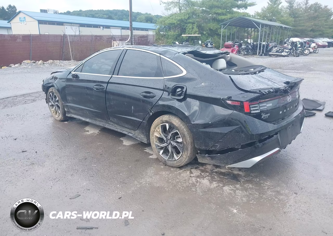 2025 Hyundai Sonata Sel VIN:KMHL64JA8SA428613 - 3