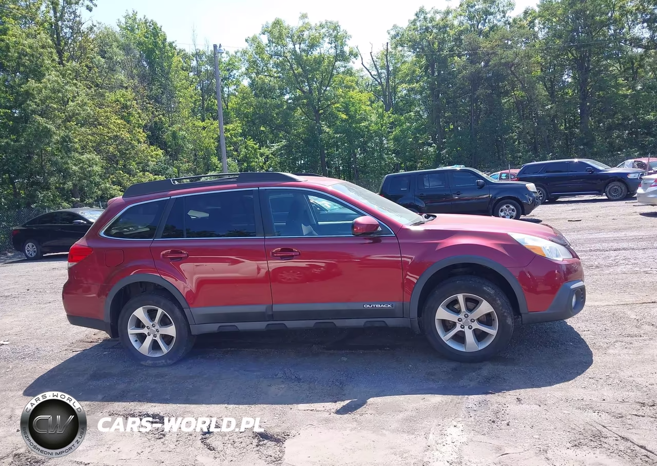 2014 Subaru Outback 2.5I Premium VIN:4S4BRBCC3E3211582 - 13