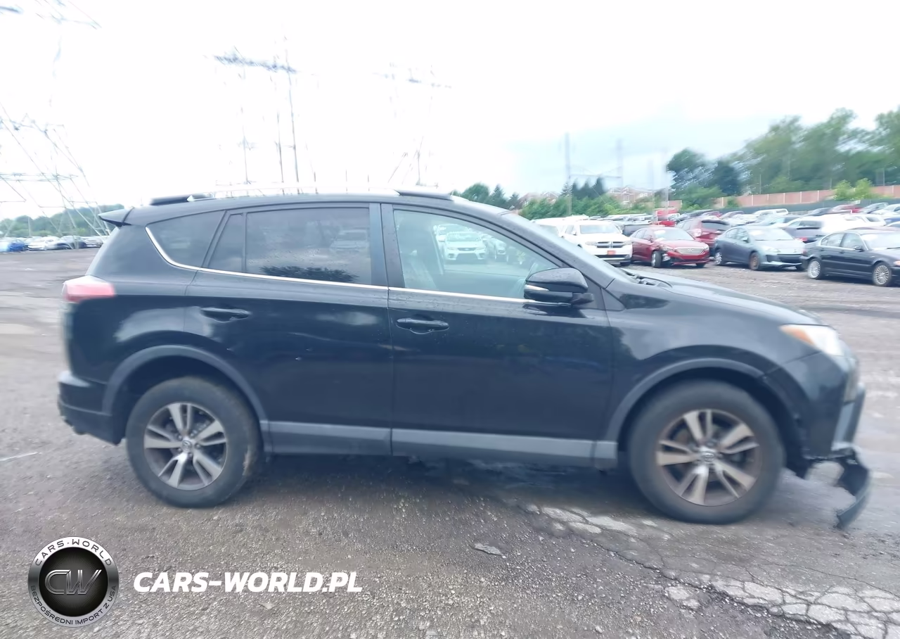 2017 Toyota Rav4 Xle VIN:2T3RFREV4HW668731 - 14
