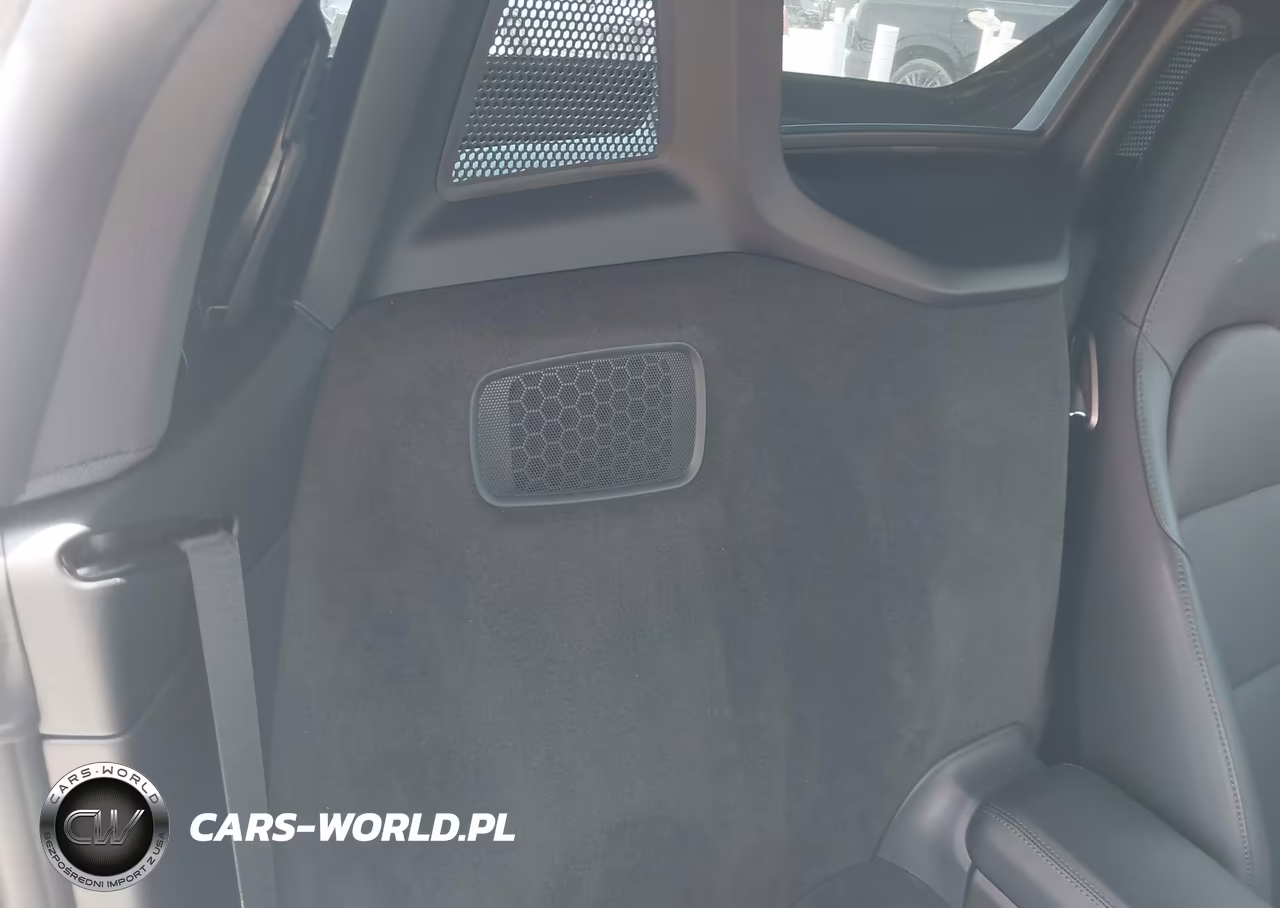2025 Porsche 718 Boxster S VIN:WP0CB2A8XSK226044 - 8