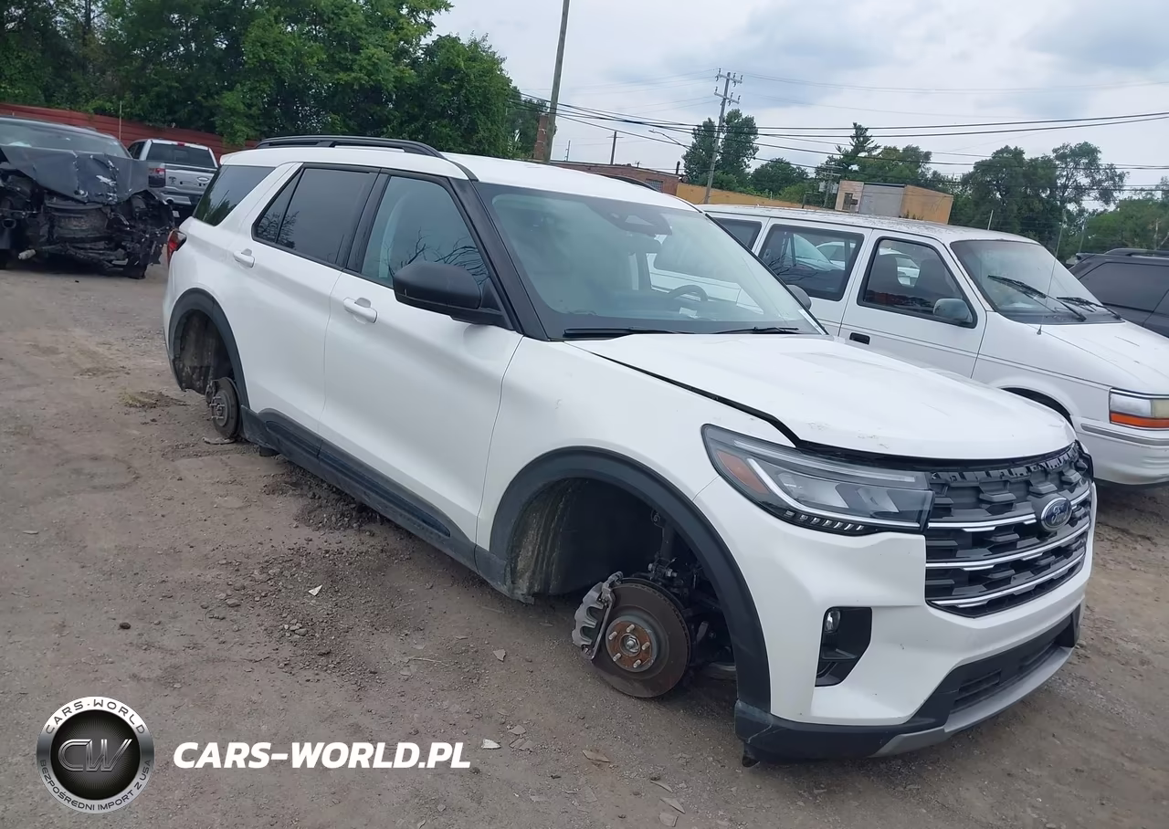 2026 Ford Explorer Active