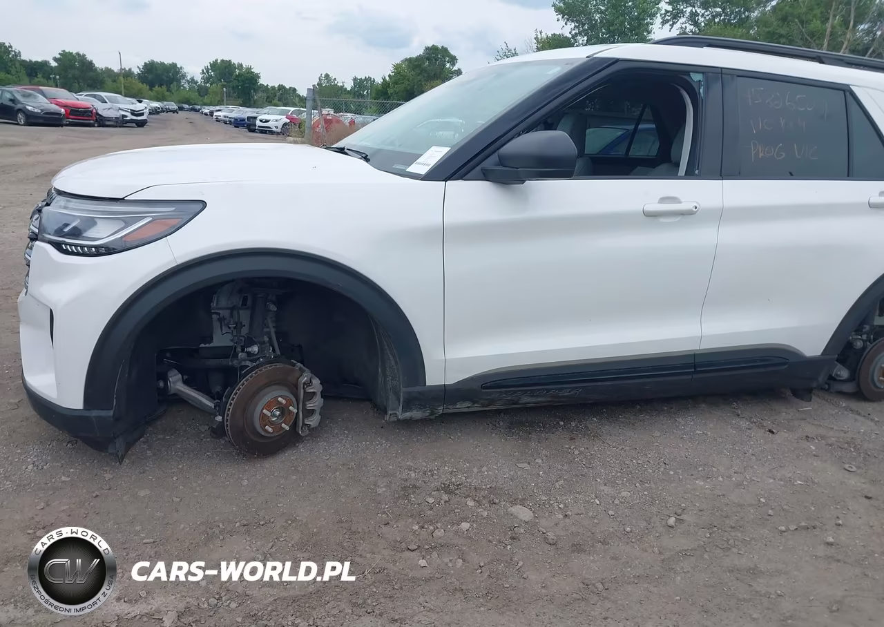 2026 Ford Explorer Active VIN:1FMUK8DH2TGA00860 - 13