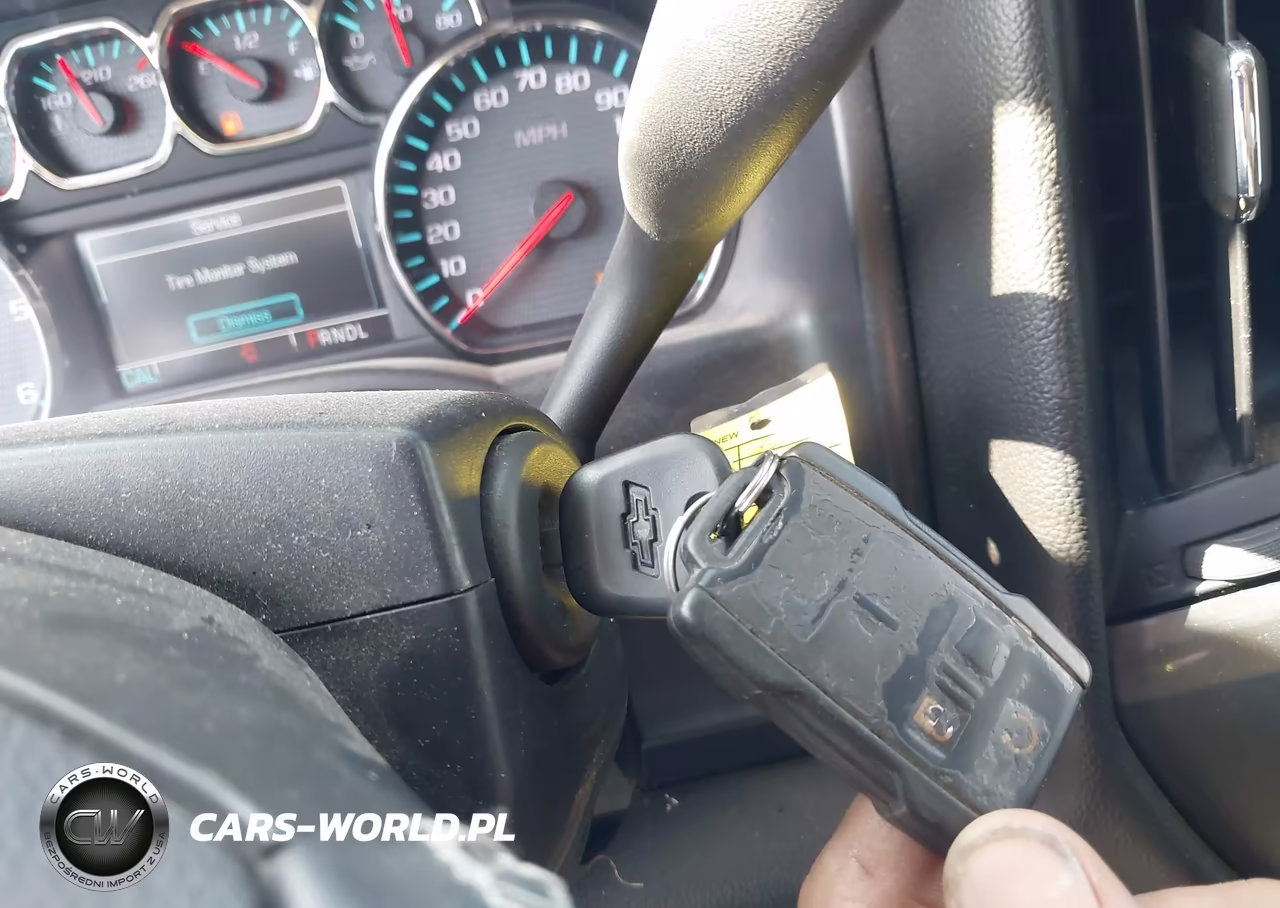 2017 Chevrolet Silverado 1500 Lt VIN:3GCUKREC2HG105505 - 11