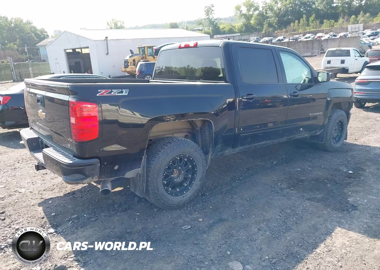 2017 Chevrolet Silverado 1500 Lt VIN:3GCUKREC2HG105505 - 4