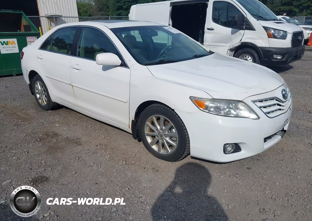 2010 Toyota Camry Xle – zdjęcie 1 z 11