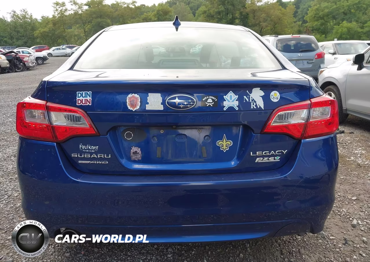 2016 Subaru Legacy 2.5I Premium VIN:4S3BNAH62G3016766 - 17