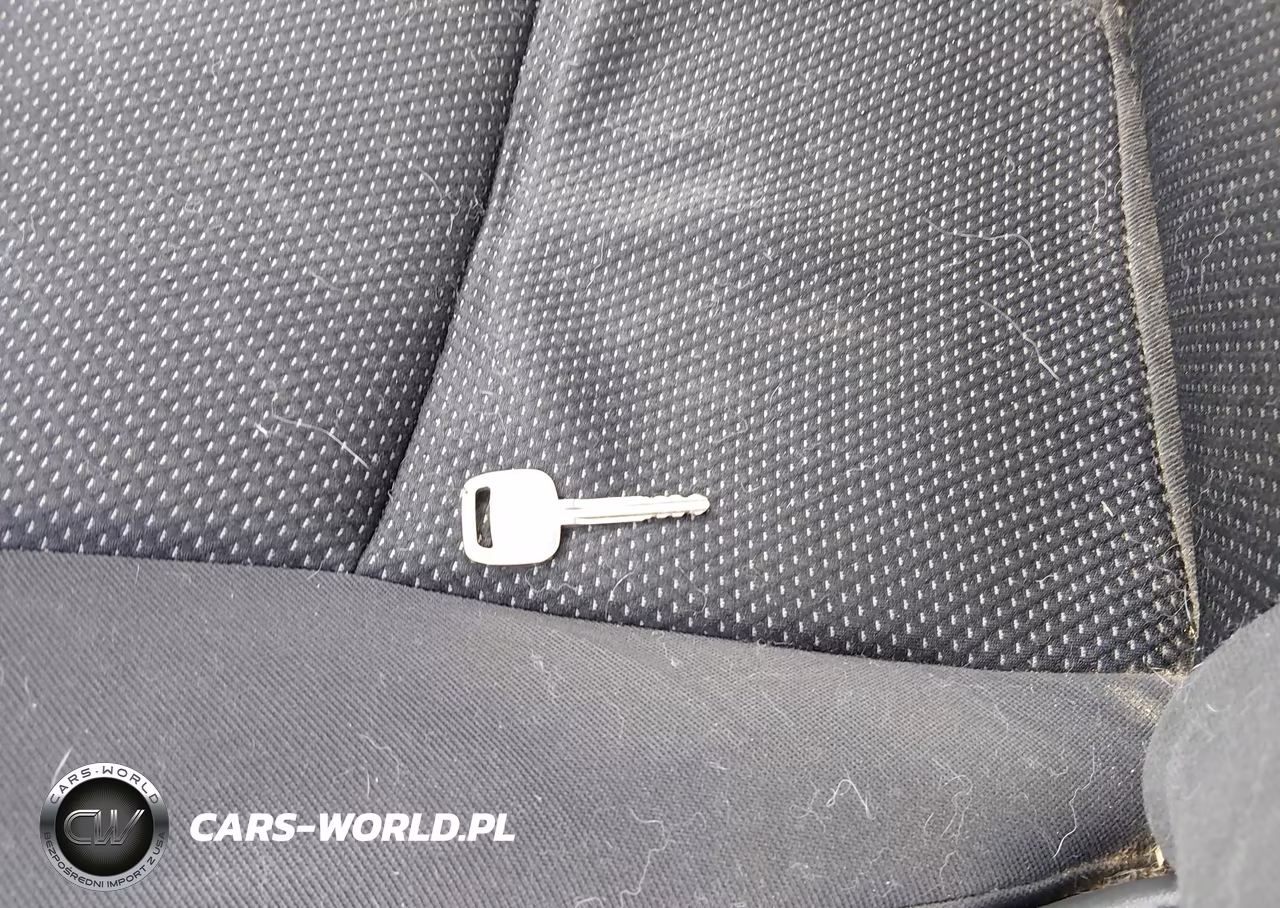 2005 Scion Xb VIN:JTLKT324750190960 - 11