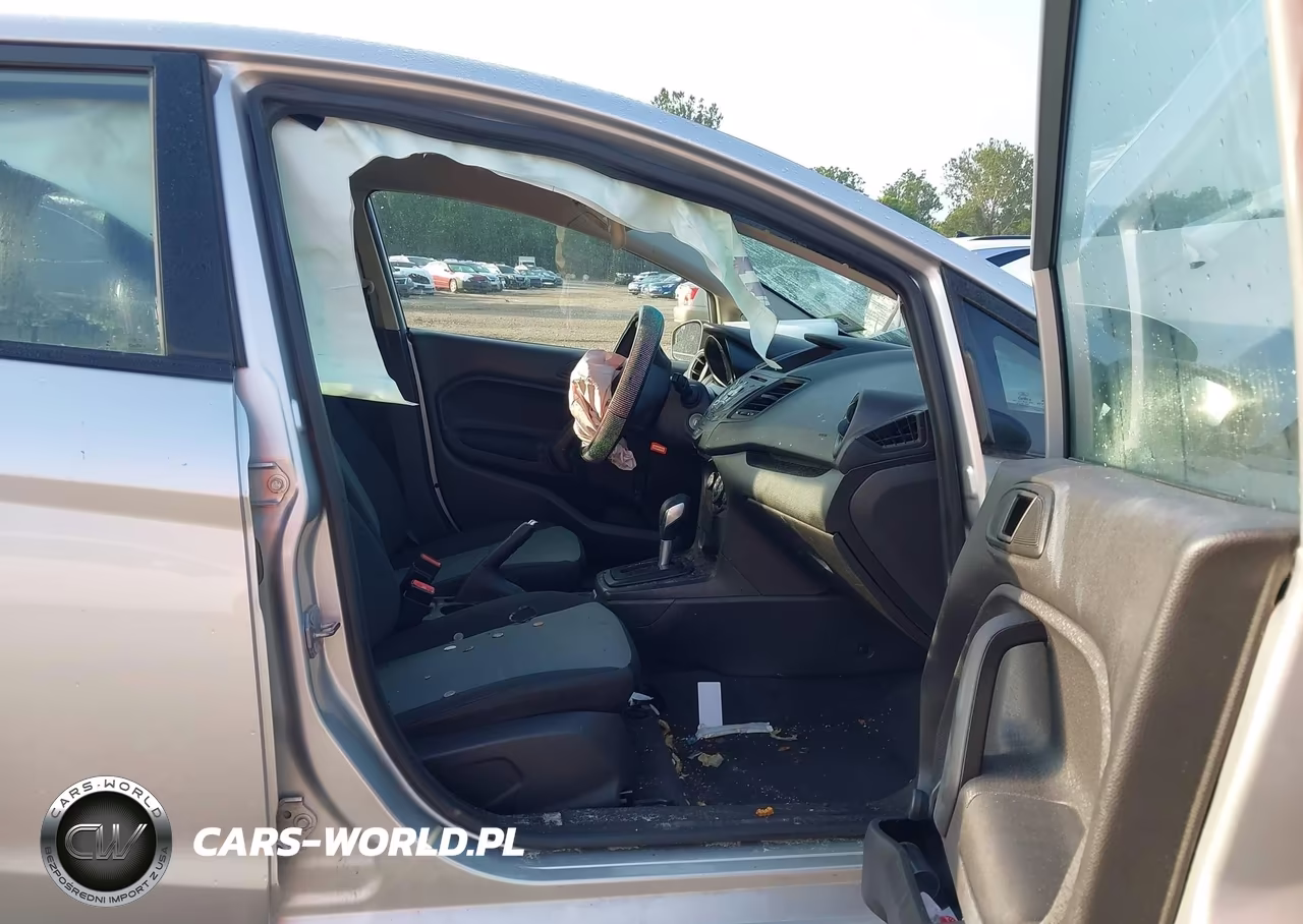 2019 Ford Fiesta S VIN:3FADP4AJ9KM152814 - 5