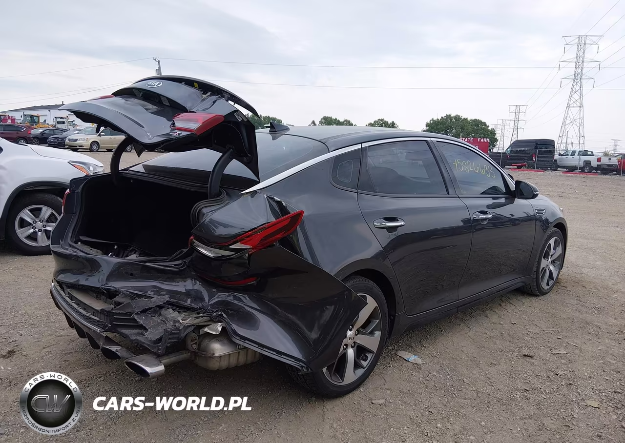 2019 Kia Optima S VIN:5XXGT4L38KG284255 - 4
