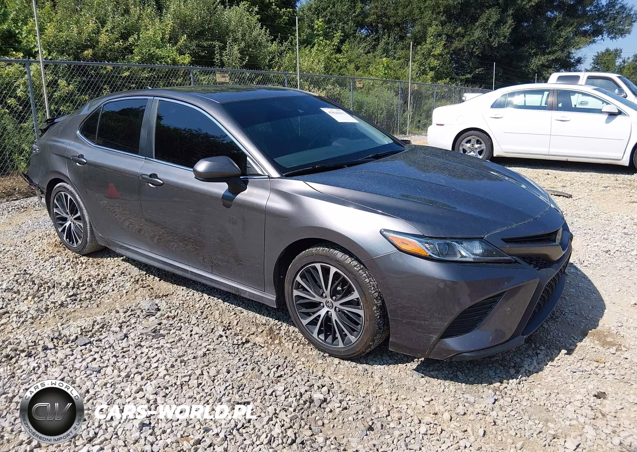 2020 Toyota Camry Se