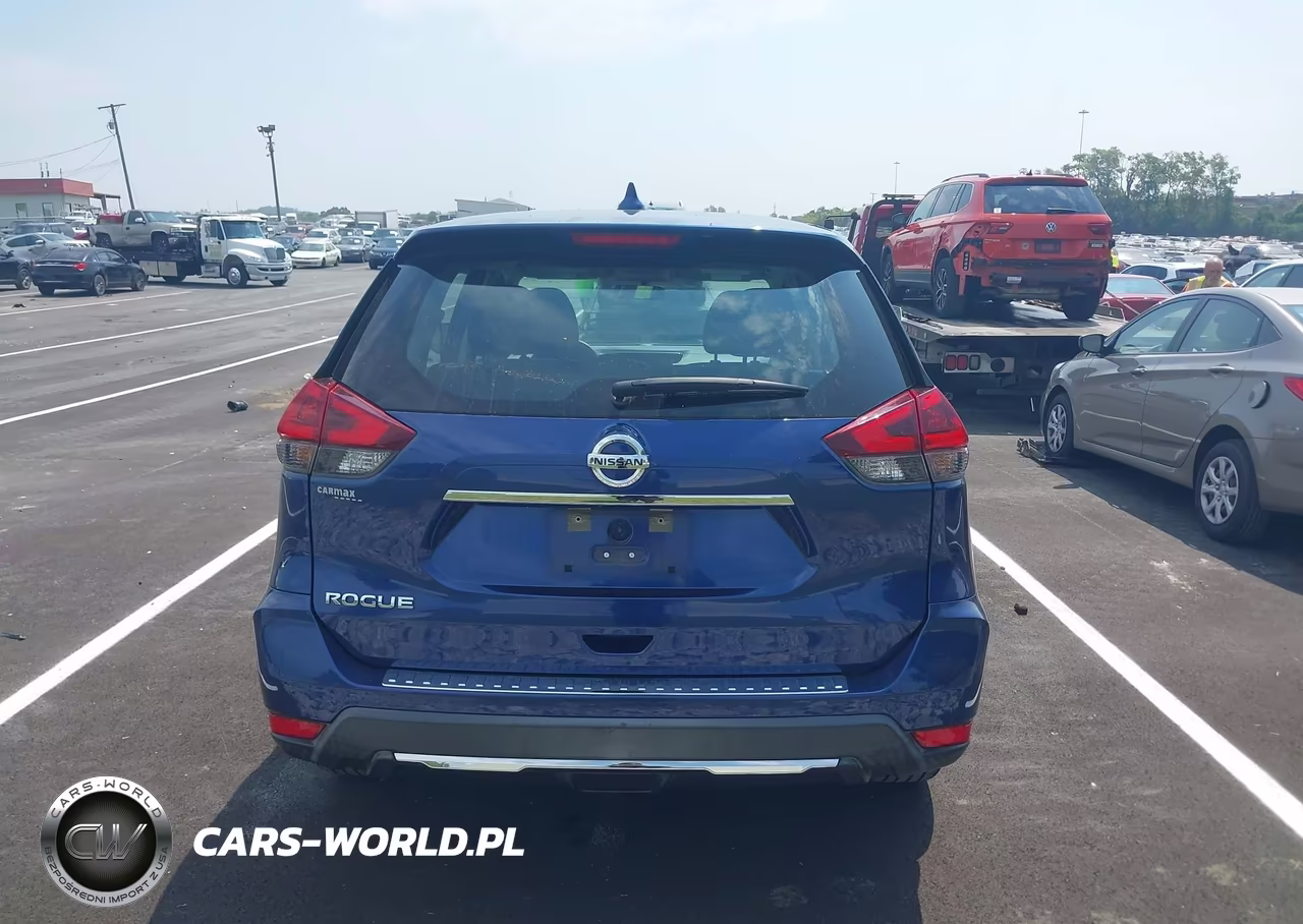 2018 Nissan Rogue S VIN:KNMAT2MT2JP581215 - 16