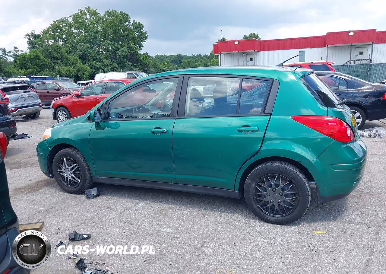 2011 Nissan Versa 1.8S VIN:3N1BC1CP8BL428826 - 15