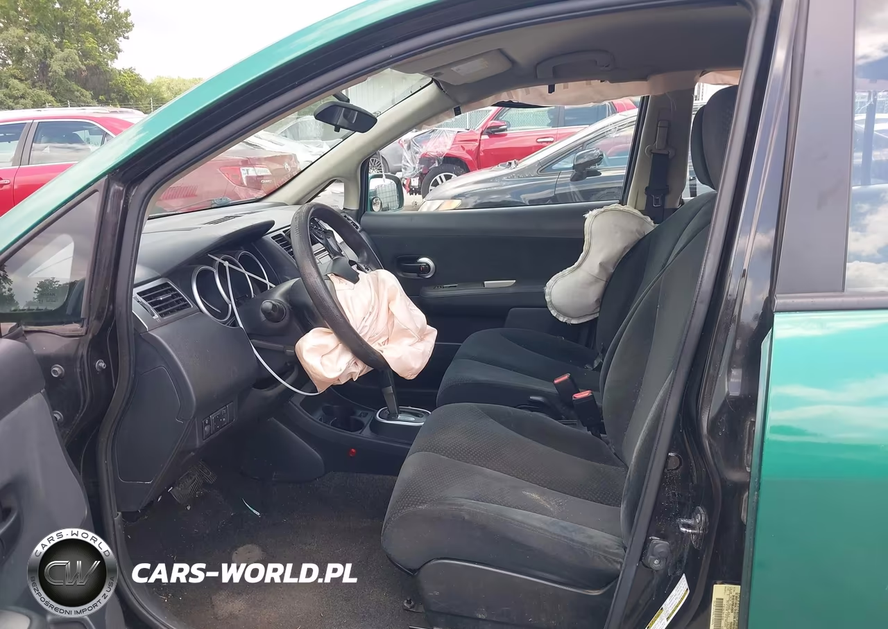 2011 Nissan Versa 1.8S VIN:3N1BC1CP8BL428826 - 5