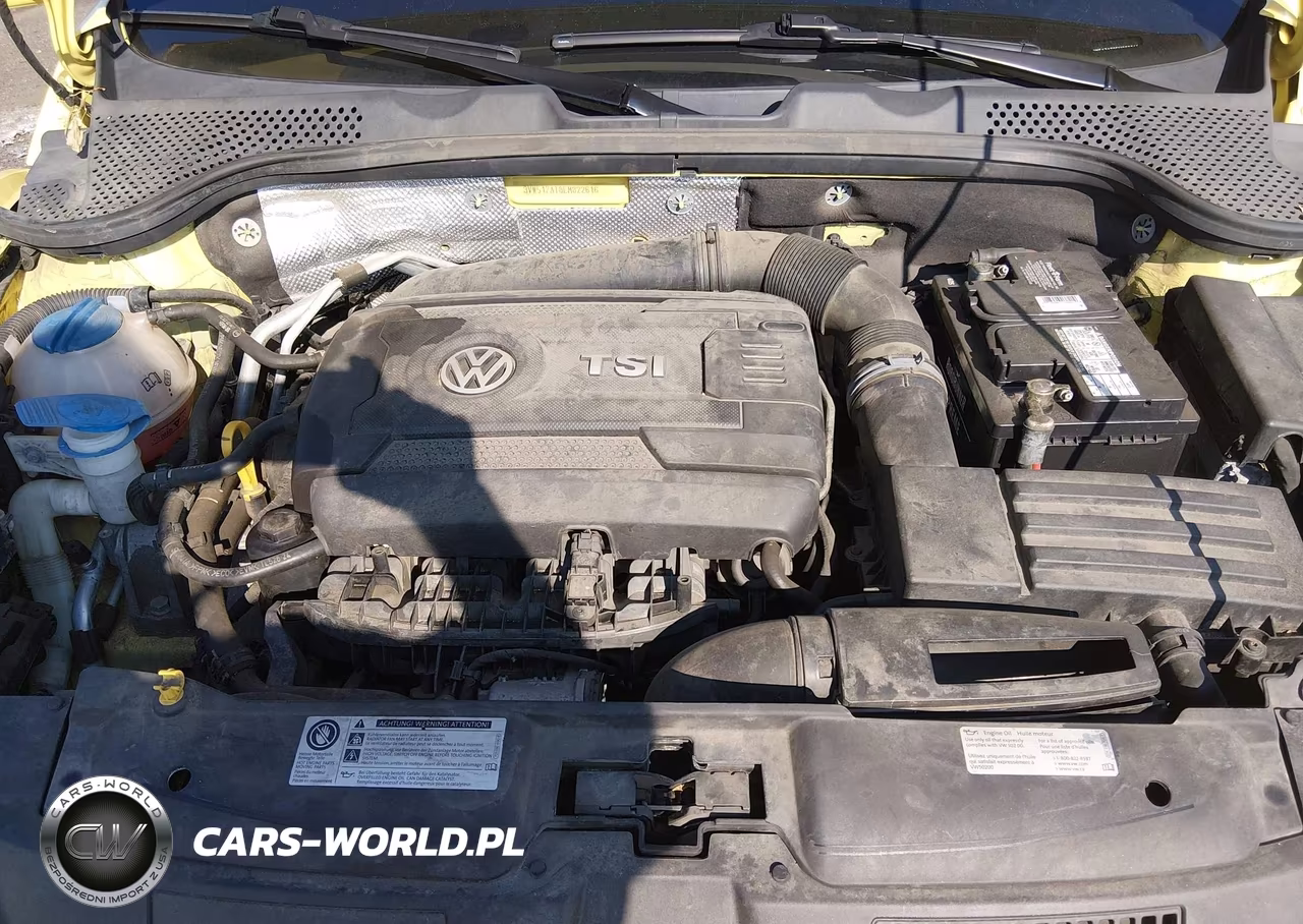 2014 Volkswagen Beetle 1.8T VIN:3VW517AT8EM822616 - 10