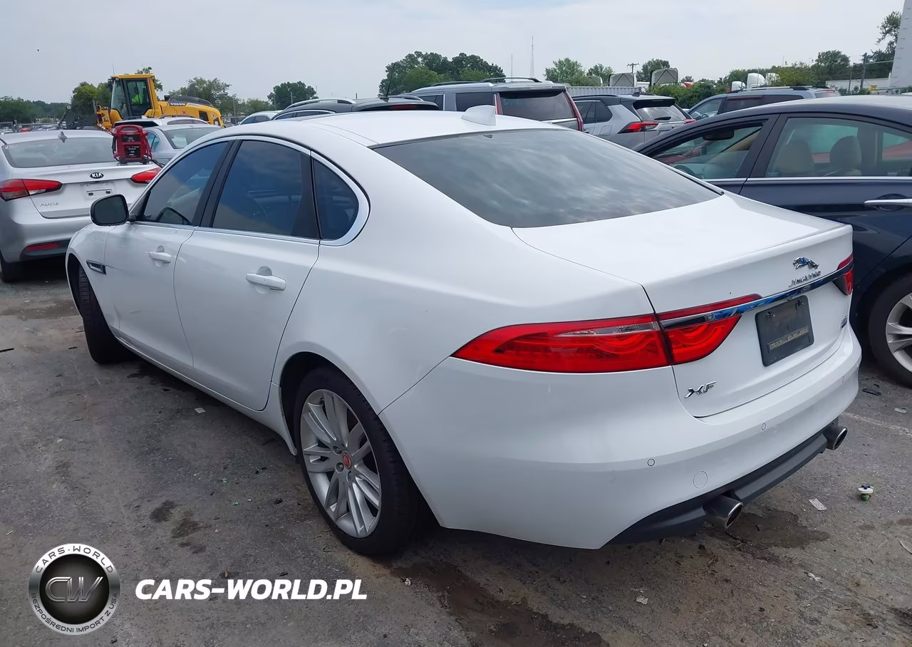 2017 Jaguar Xf 35T Prestige VIN:SAJBK4BV8HCY44575 - 14
