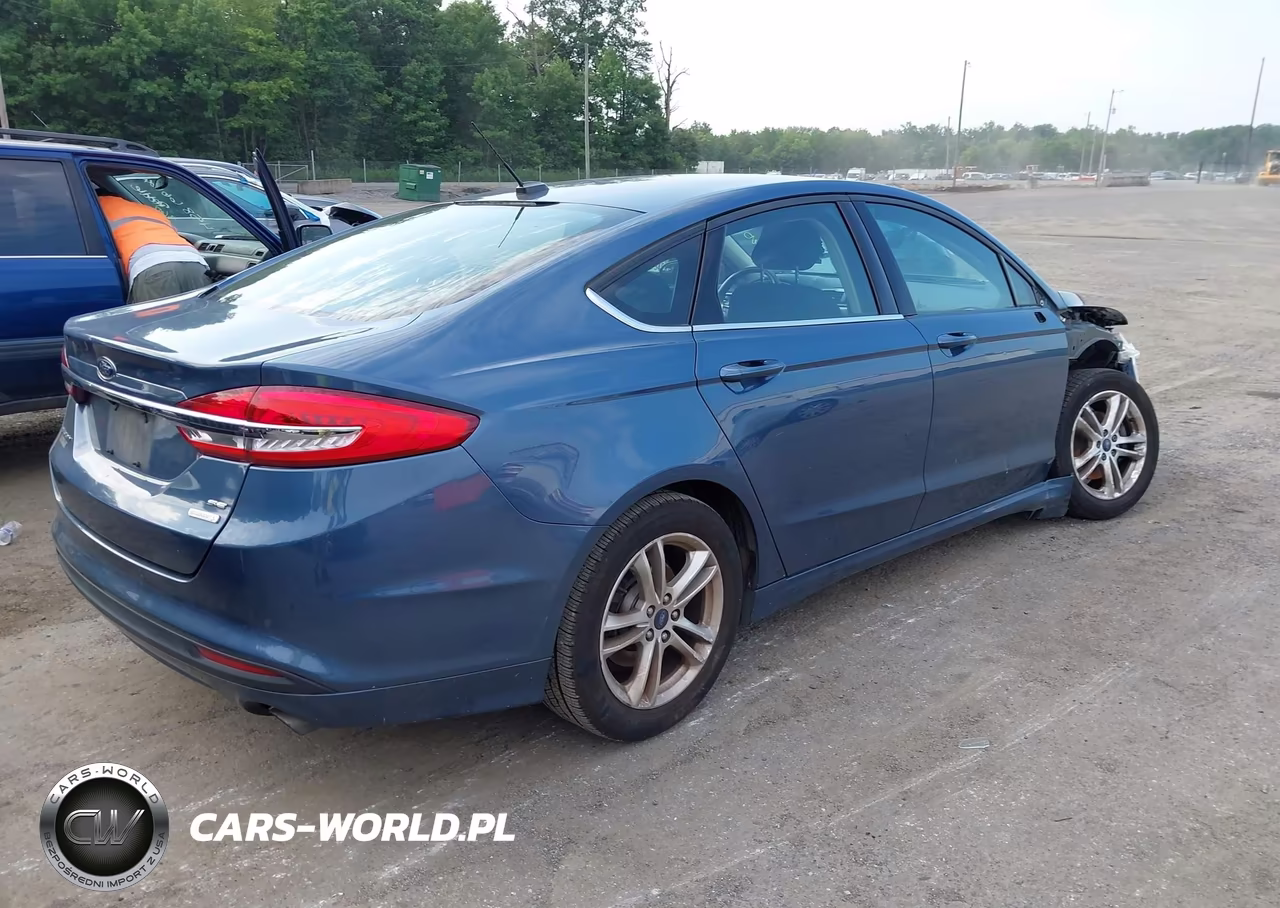 2018 Ford Fusion Se VIN:3FA6P0HD6JR223857 - 4