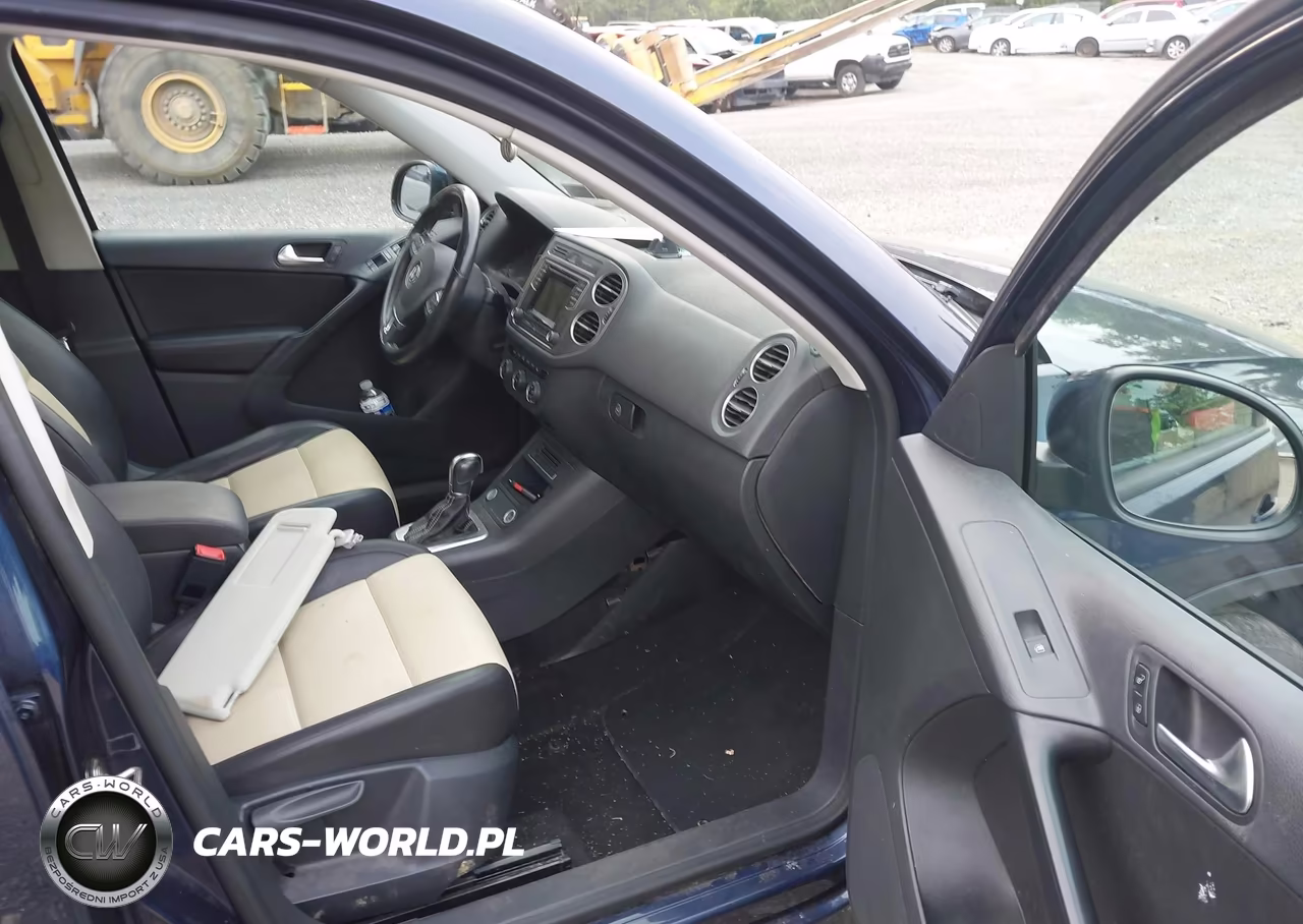 2016 Volkswagen Tiguan S VIN:WVGBV7AX1GW588928 - 5