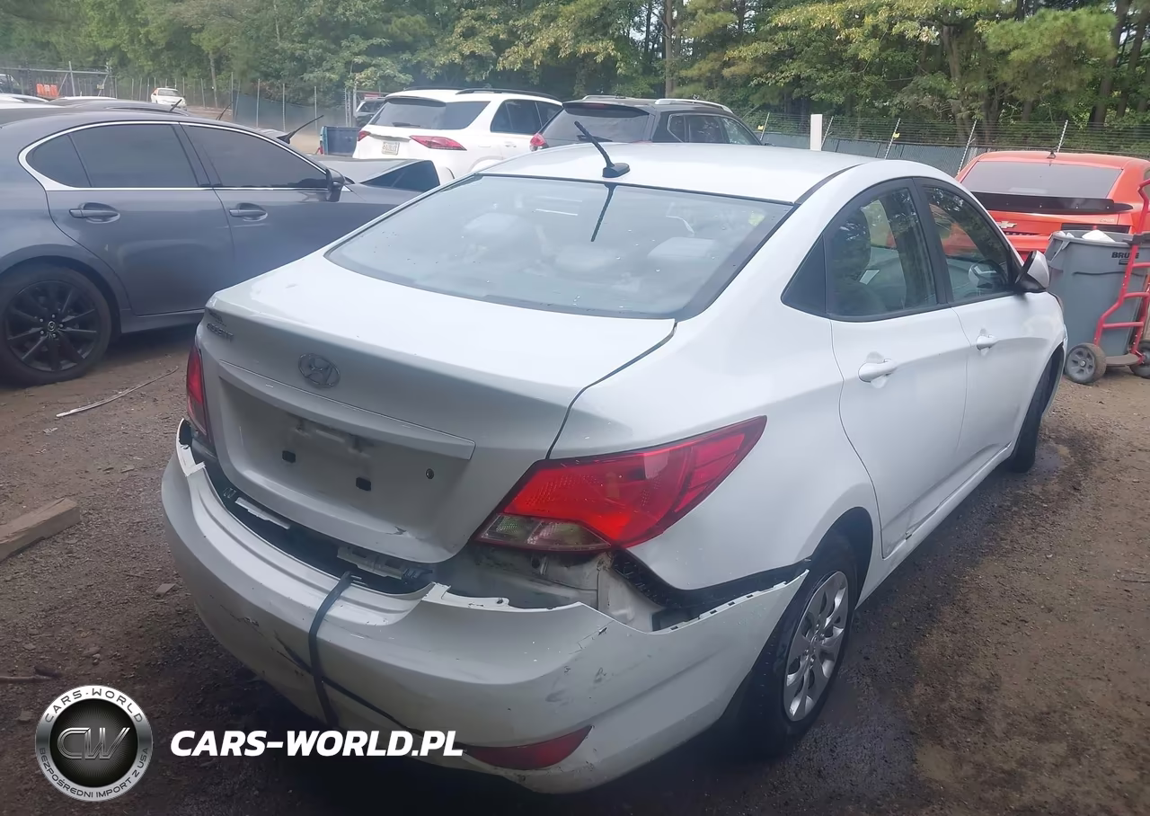 2016 Hyundai Accent Se VIN:KMHCT4AE1GU111483 - 4